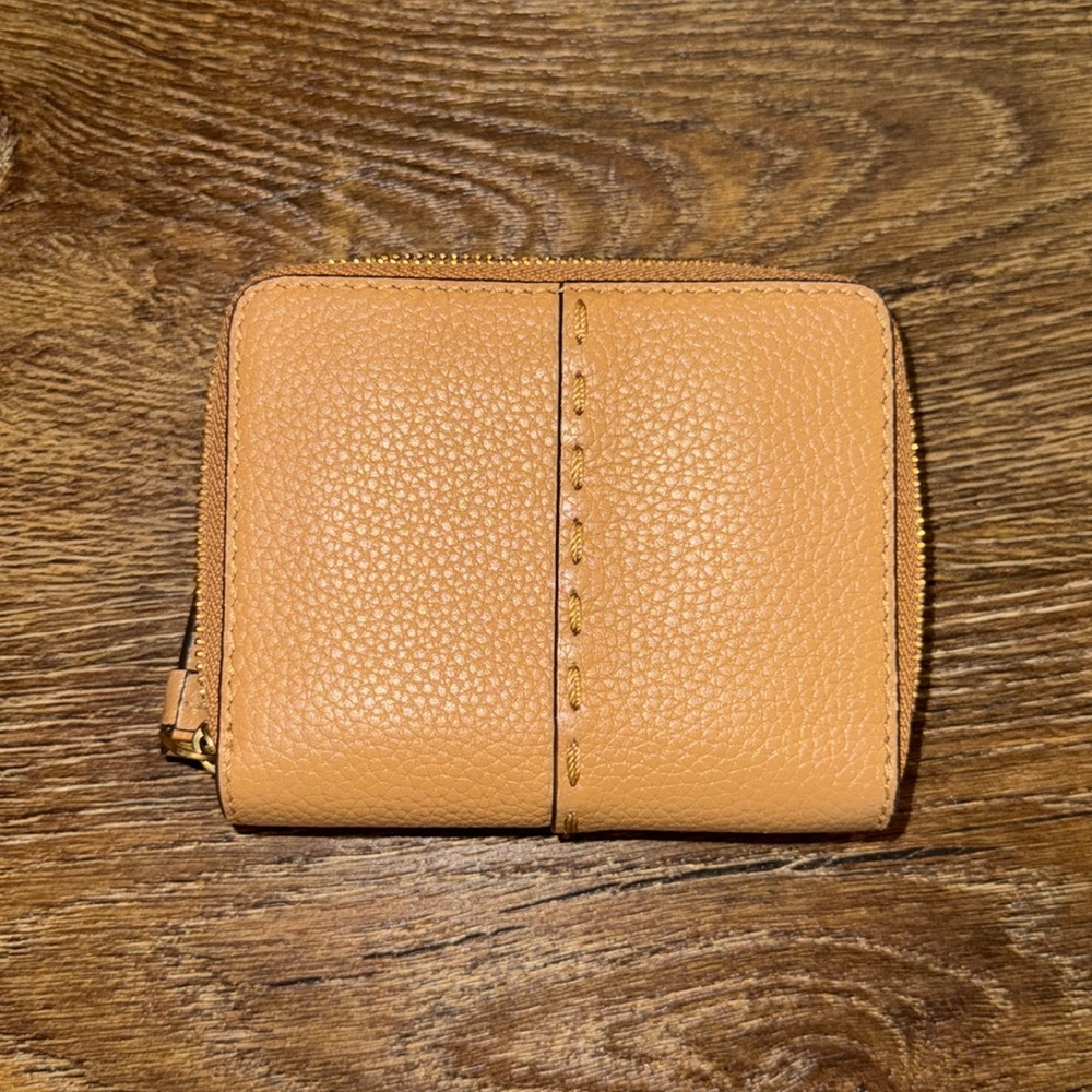 Tory Burch McGraw Bi-Fold Wallet - Picture 6 of 6